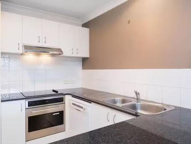 Cheap 9/7 Bennett Street, East Perth, WA 6004