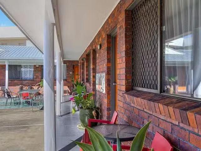 Charming 9 Minjungbal Drive, Tweed Heads South, NSW 2486
