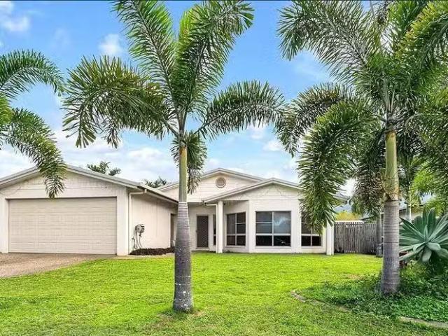 Charming 9 Bee Close, Bentley Park, QLD 4869