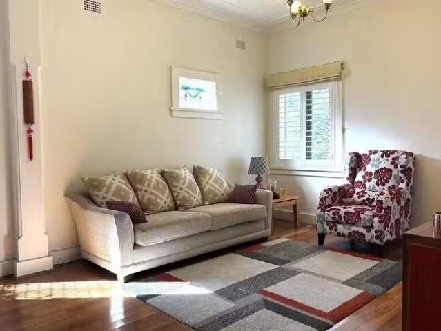 Deal! 9 Boronia Avenue, Epping, NSW 2121
