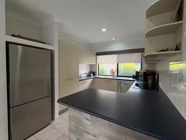 For Rent! 9 Casey Close, Currumbin Waters, QLD 4223