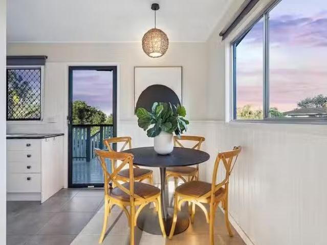 Rental! 9 Ferny Way, Ferny Hills, QLD 4055