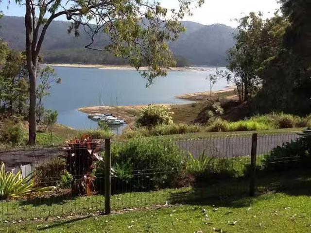 Just in! 9 Kalorama Street, Tinaroo, QLD 4872