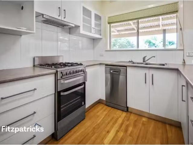 New 9 Stanley Street, Kooringal House for rent Listed by Rent.