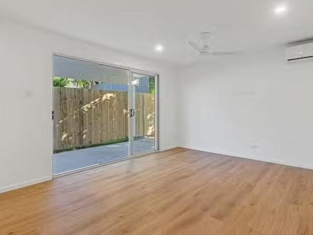 Cheap 9A Kingwell Street, Moorooka, QLD 4105