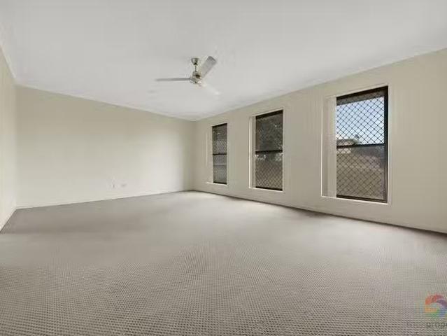 Nice 13 Blaxland Court, Glen Eden, QLD 4680