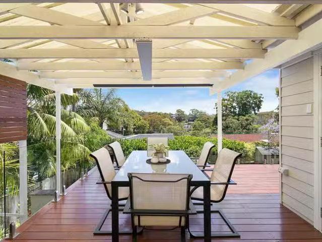 Charming 13 Ennerdale Crescent, Wheeler Heights, NSW 2097