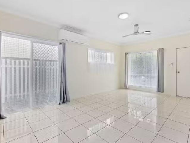 Cheap 100A Alma Lane, ROCKHAMPTON CITY, QLD 4700 House for R.