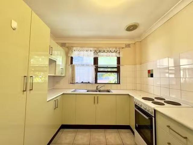 Unique 10/15 17 Perry Street, Campsie, NSW 2194