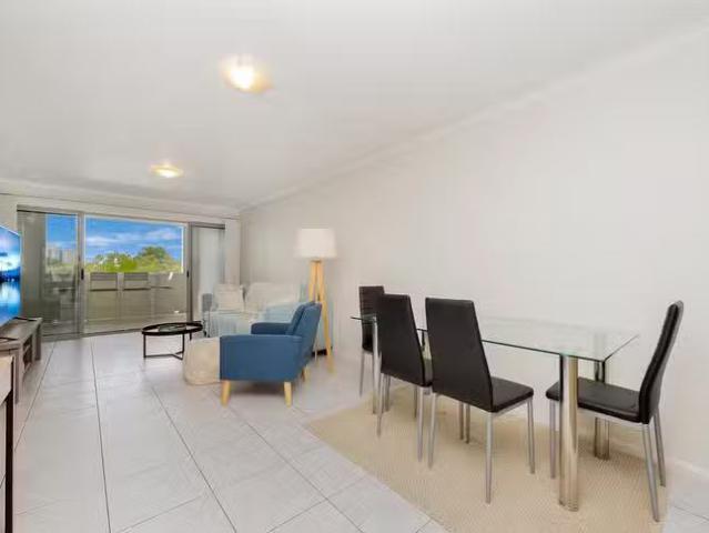 Cozy 10/11 17 Stanley Street, Townsville City, QLD 4810