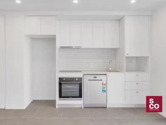 Just in! 1012/90 Swain Street, Gungahlin Apartment for rent L.
