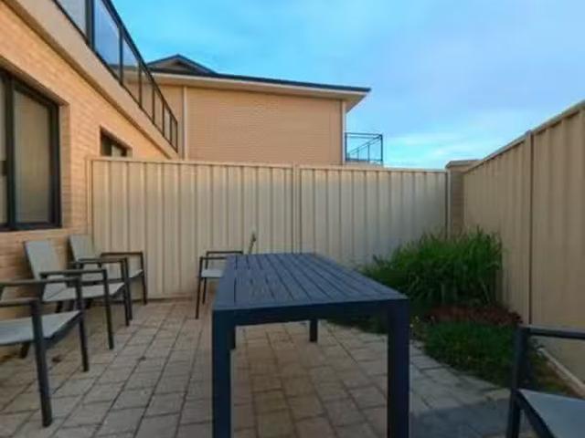 Just in! 10/129 Point Leander Drive, PORT DENISON, WA 6525 H.