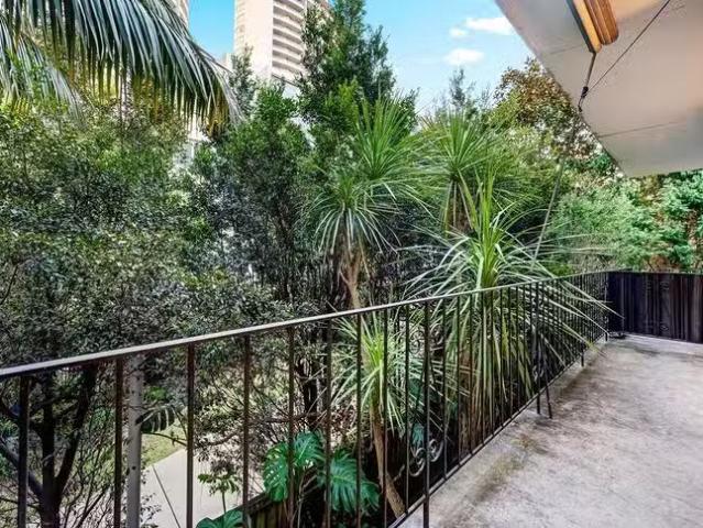 Unique 10/3 Mcintosh Street, Chatswood, NSW 2067