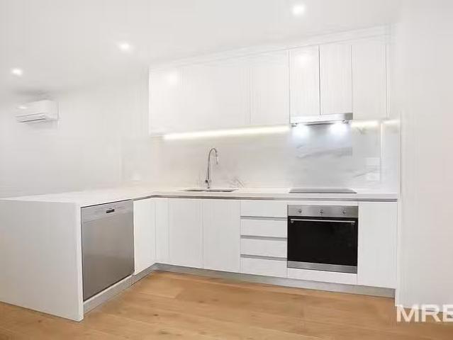 Rental! 105/611 Sydney Road, Brunswick, VIC 3056