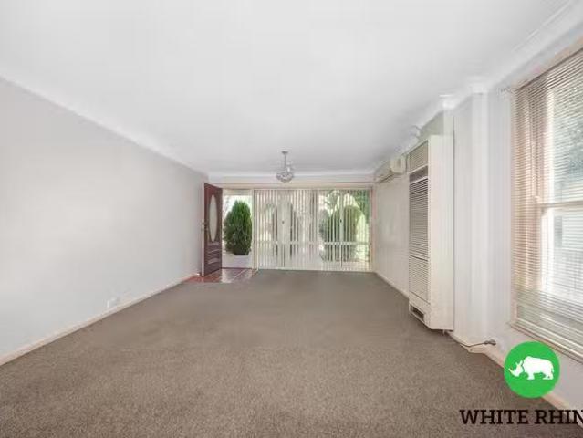 Charming 105 Matina Street, Narrabundah, ACT 2604