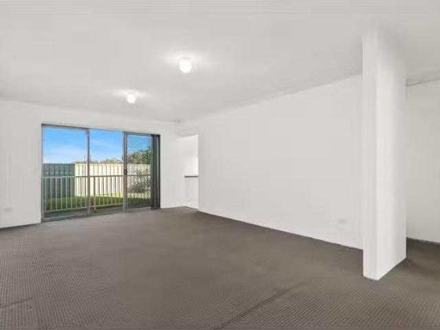 Unique 10/68 Russell Street, Woonona Apartment for rent Liste.
