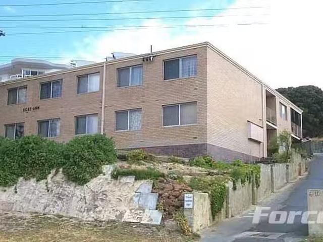 Charming 10/6 10 Andrew Street, Scarborough, WA 6019