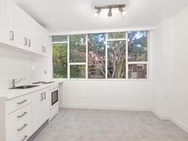 For Rent! 107/2B Mona Road, DARLING POINT Apartment for rent.