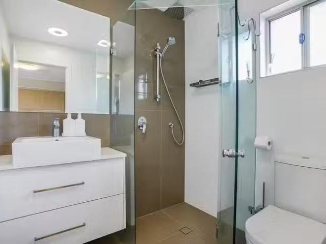 Just in! 10/85 Queens Road, Everton Hills, QLD 4053