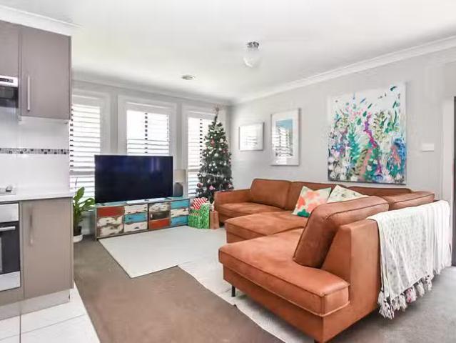 Nice 109 Diamond Drive, Orange, NSW 2800
