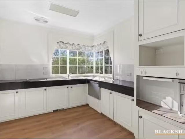Deal! 10 Wynter Place, Hughes House for rent Listed by Lauren.