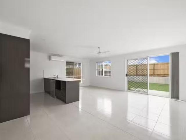 Rental! 10 Gains Place, Glenvale, QLD 4350