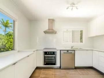 Nice 10 Mirree Avenue, Bellara, QLD 4507