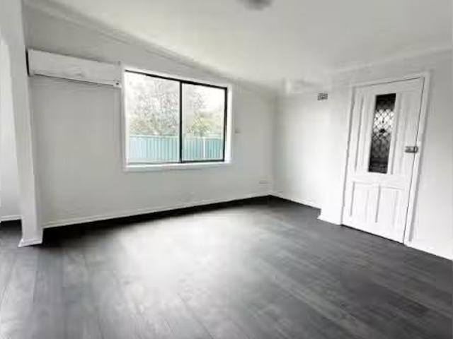 Cheap 10 Rudd Place, Blackett House for rent Listed by Ali Ft.