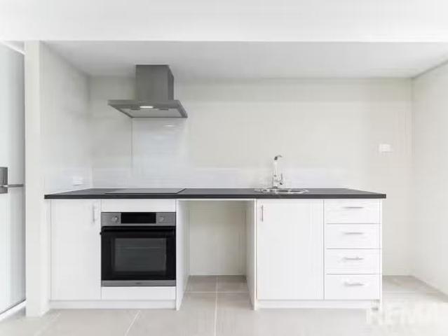 Unique 10A Flicker Way, Eglinton, WA 6034