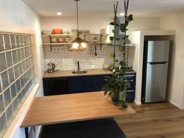 Nice 10A Patmos Drive, NORTH BOAMBEE VALLEY Apartment for rent.