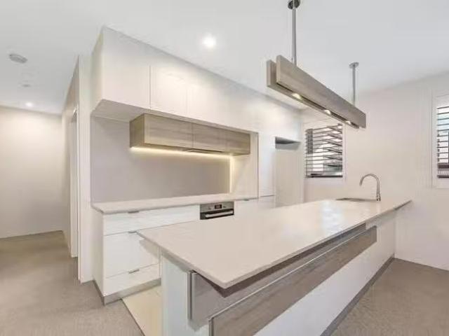 Nice 110/43 Ferry Road, West End, QLD 4101