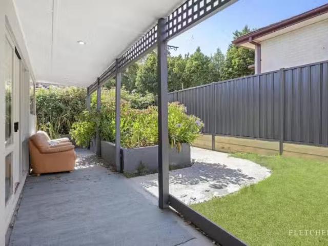 Nice 1/10 Munro Street, Ringwood VIC 3134 Unit Auction