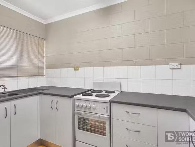 Charming 11/15 Keith Street, Whitfield, QLD 4870