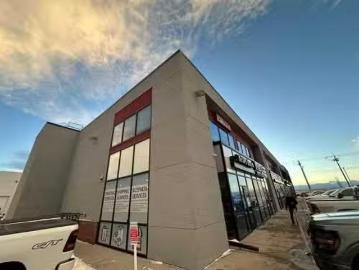 Stoney 3, Calgary, Alberta - Office room