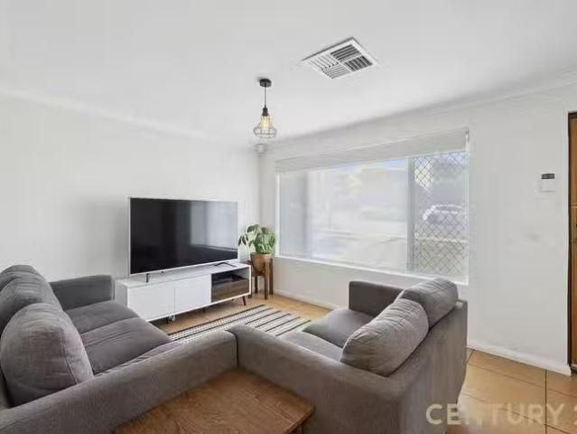 For Rent! 1/11 Ellam Street, St James, WA 6102
