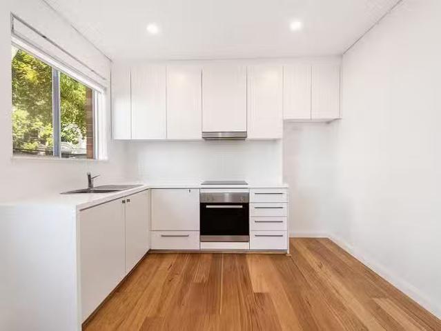 Cozy 11/1 King Street, Balmain, NSW 2041