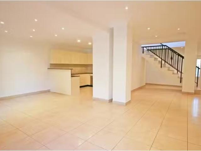 New 11/3 7 Windermere Avenue, NORTHMEAD Townhouse for rent Li.