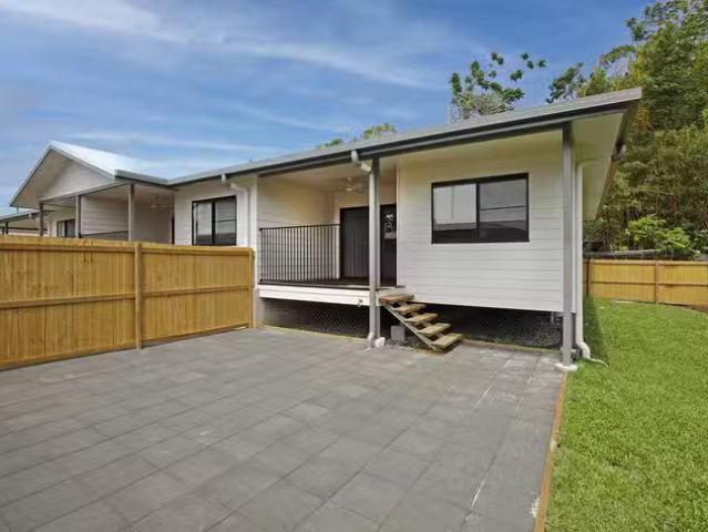 Cheap 1/13 Tenni Street, Redlynch, QLD 4870