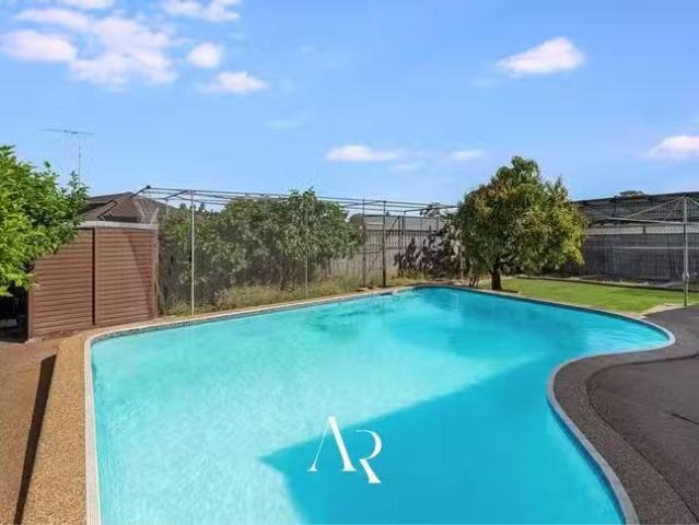 Rental! 114 Denman Road, Georges Hall, NSW 2198