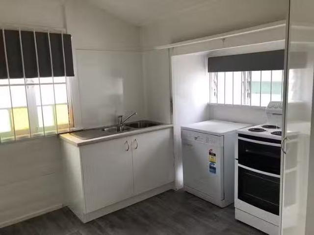 Deal! 115 Denison Street, Rockhampton City, QLD 4700