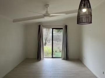 Nice 1/15 Forsyth County Street, Bongaree, QLD 4507