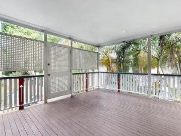 Nice 117 Railway Parade, Norman Park, QLD 4170