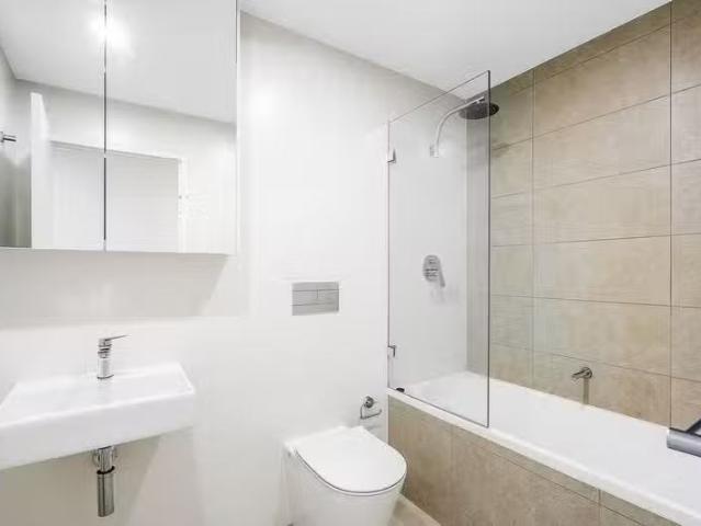 Cheap 118/3 Sundown Road, North Kellyville, NSW 2155 Unit fo.