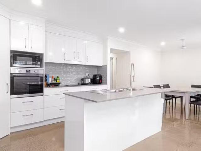 Charming 11 High Street, Yeppoon, QLD 4703