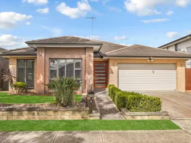 For Rent! 11 Jenkin Street, Ropes Crossing NSW 2760