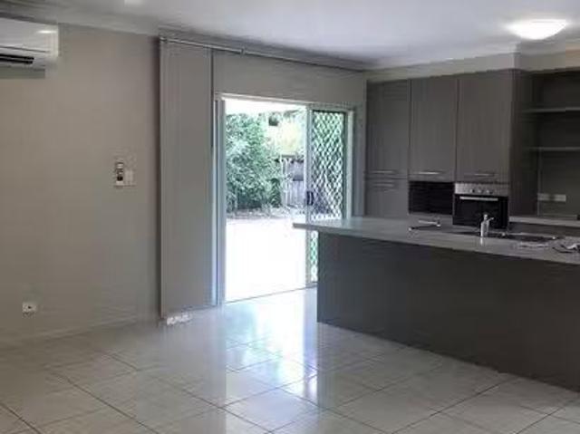 Cheap 11 Mackerras Street, Redlynch, QLD 4870