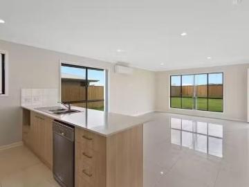 Cheap 11 Myrtleford Crescent, Cambooya, QLD 4358