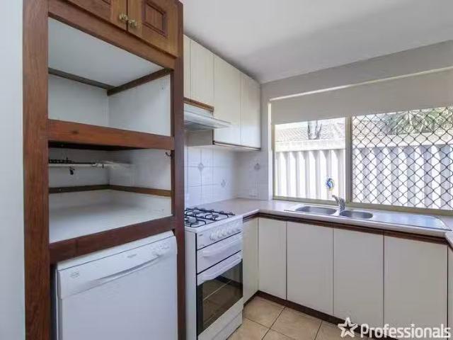 Cheap 11 Norling Road, High Wycombe, WA 6057