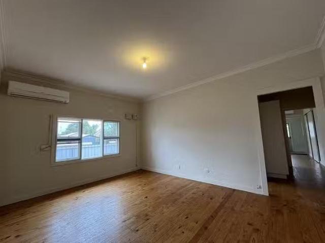 Cheap 11 Stuart Terrace, Port Augusta, SA 5700