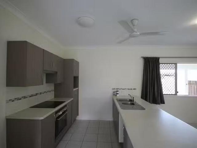 Cheap 120 Daintree Drive, Bushland Beach, QLD 4818